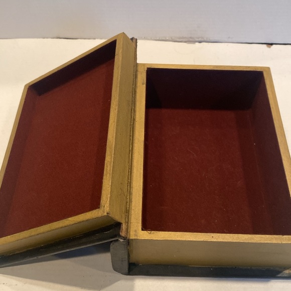 Emma, Jane Austen 1815, Wooden Book Box - Picture 3 of 9